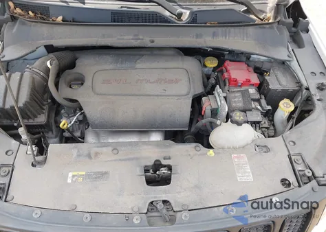 2019 Jeep Compass Altitude 4X4 из США, поврежденный, VIN 3C4NJDBB6KT792170